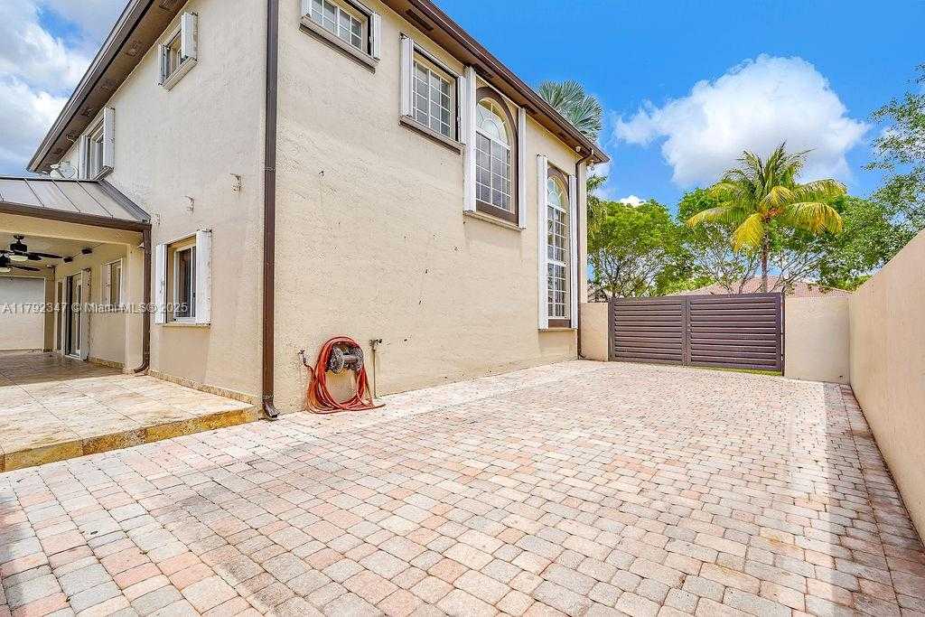 Small Image of 16732 NORTH WEST 89TH PL, Miami Lakes Number 60