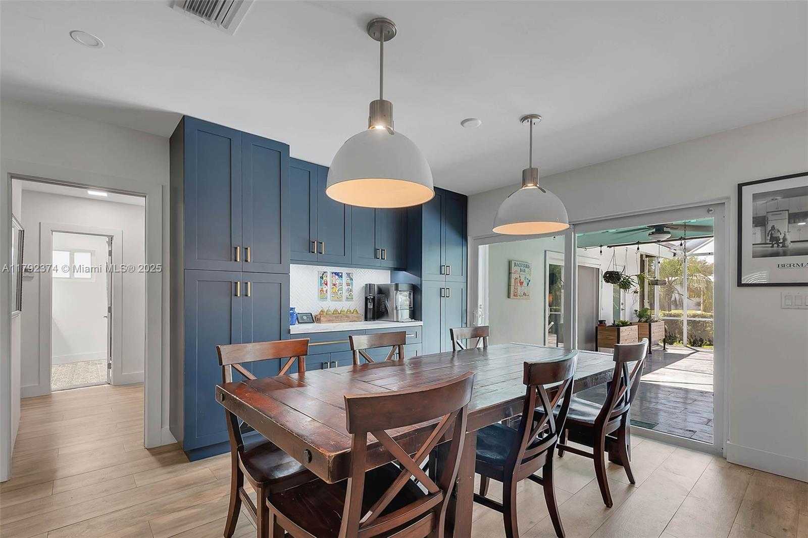Small Image of 16840 SOUTH WEST 87TH AVE, Palmetto Bay Number 5