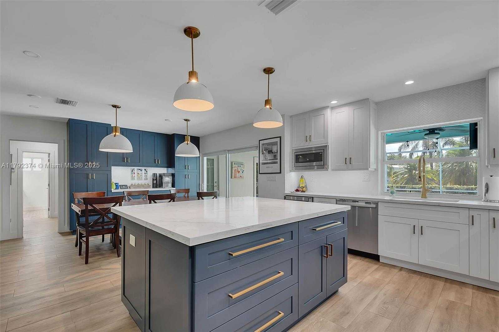 Small Image of 16840 SOUTH WEST 87TH AVE, Palmetto Bay Number 8