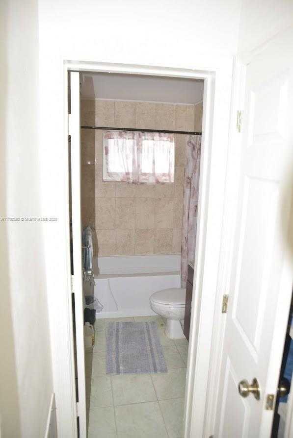 Small Image of 4701 NORTH WEST 43RD AV, Tamarac Number 13