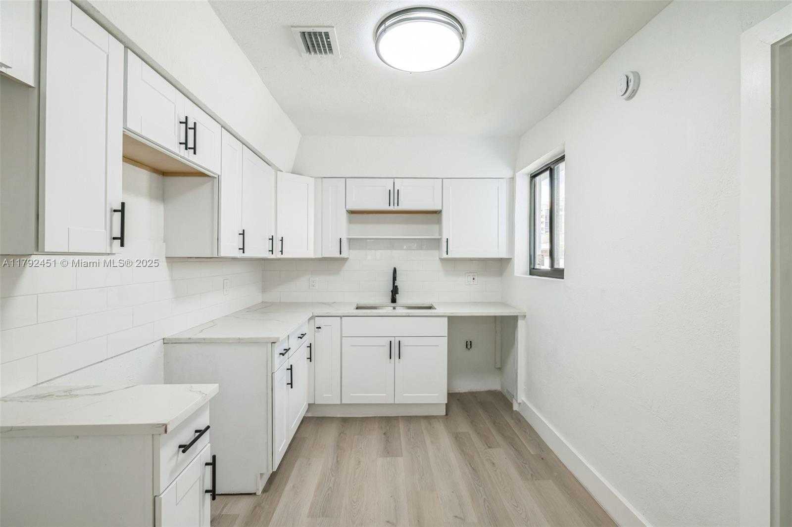 Small Image of 1384 NORTH WEST 55TH TER, Miami Number 10