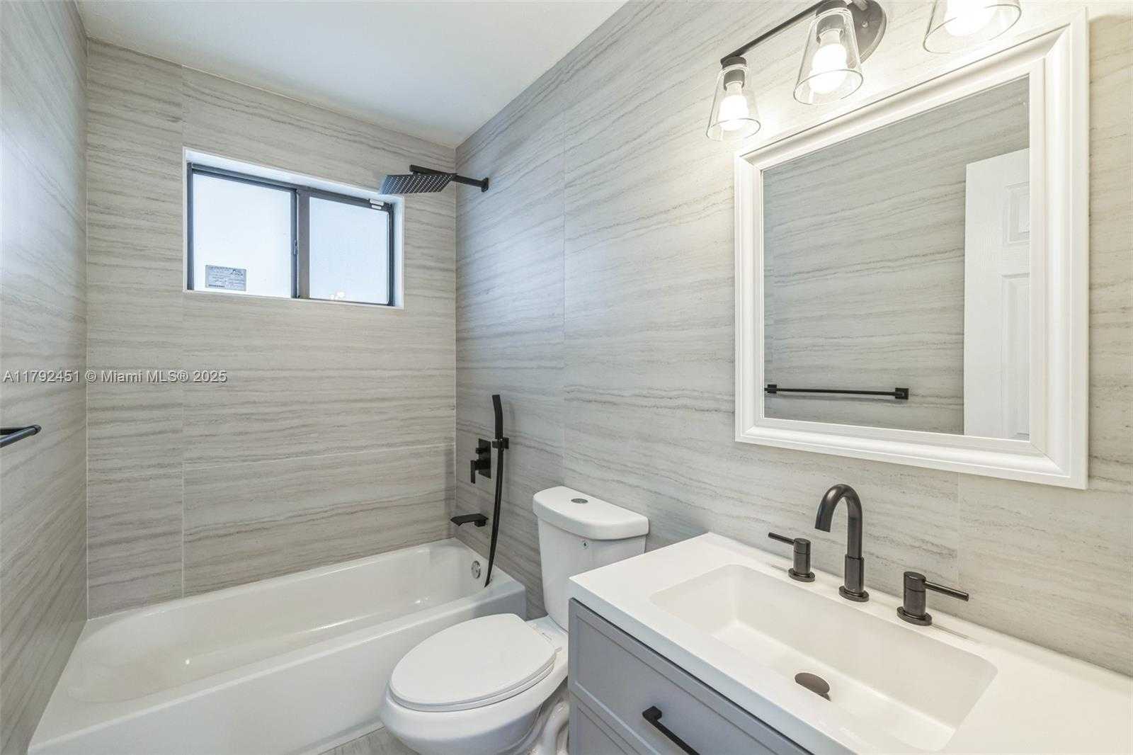 Small Image of 1384 NORTH WEST 55TH TER, Miami Number 16