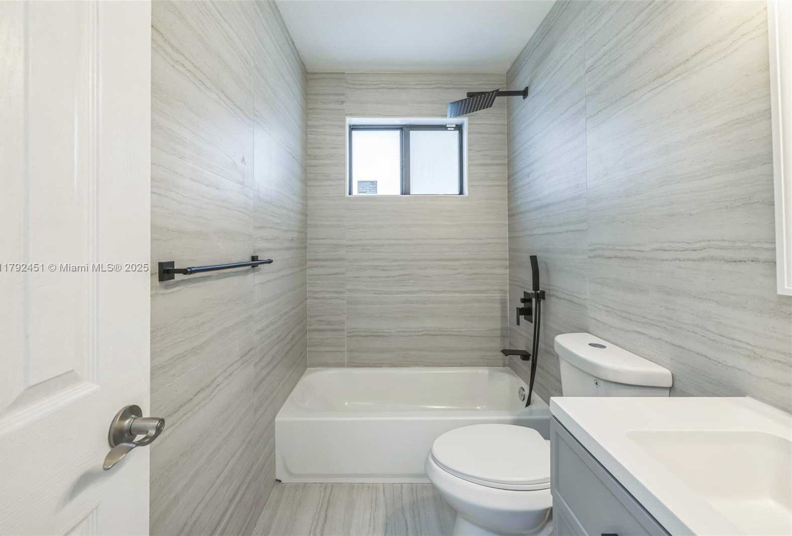Small Image of 1384 NORTH WEST 55TH TER, Miami Number 17