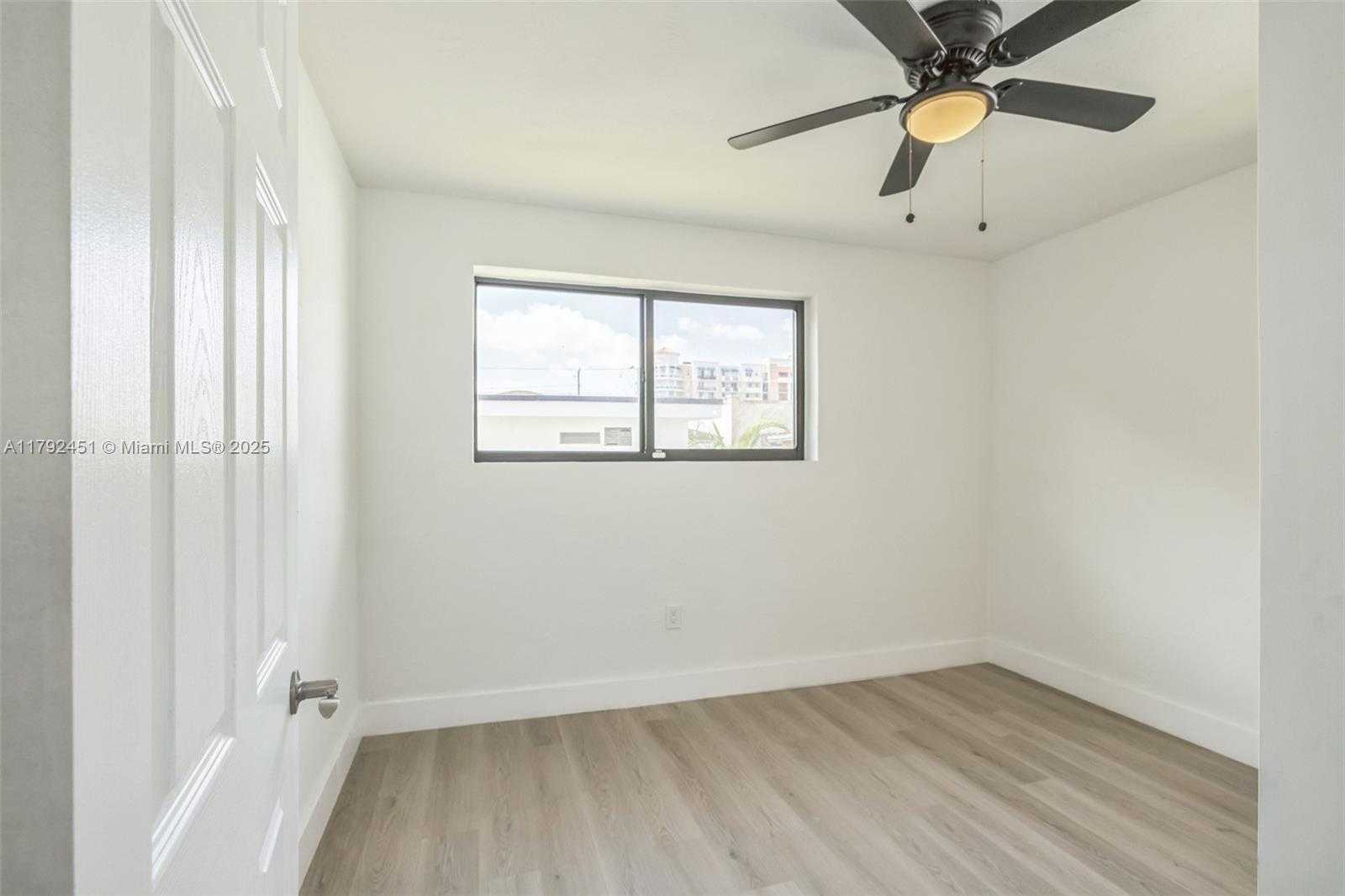 Small Image of 1384 NORTH WEST 55TH TER, Miami Number 25