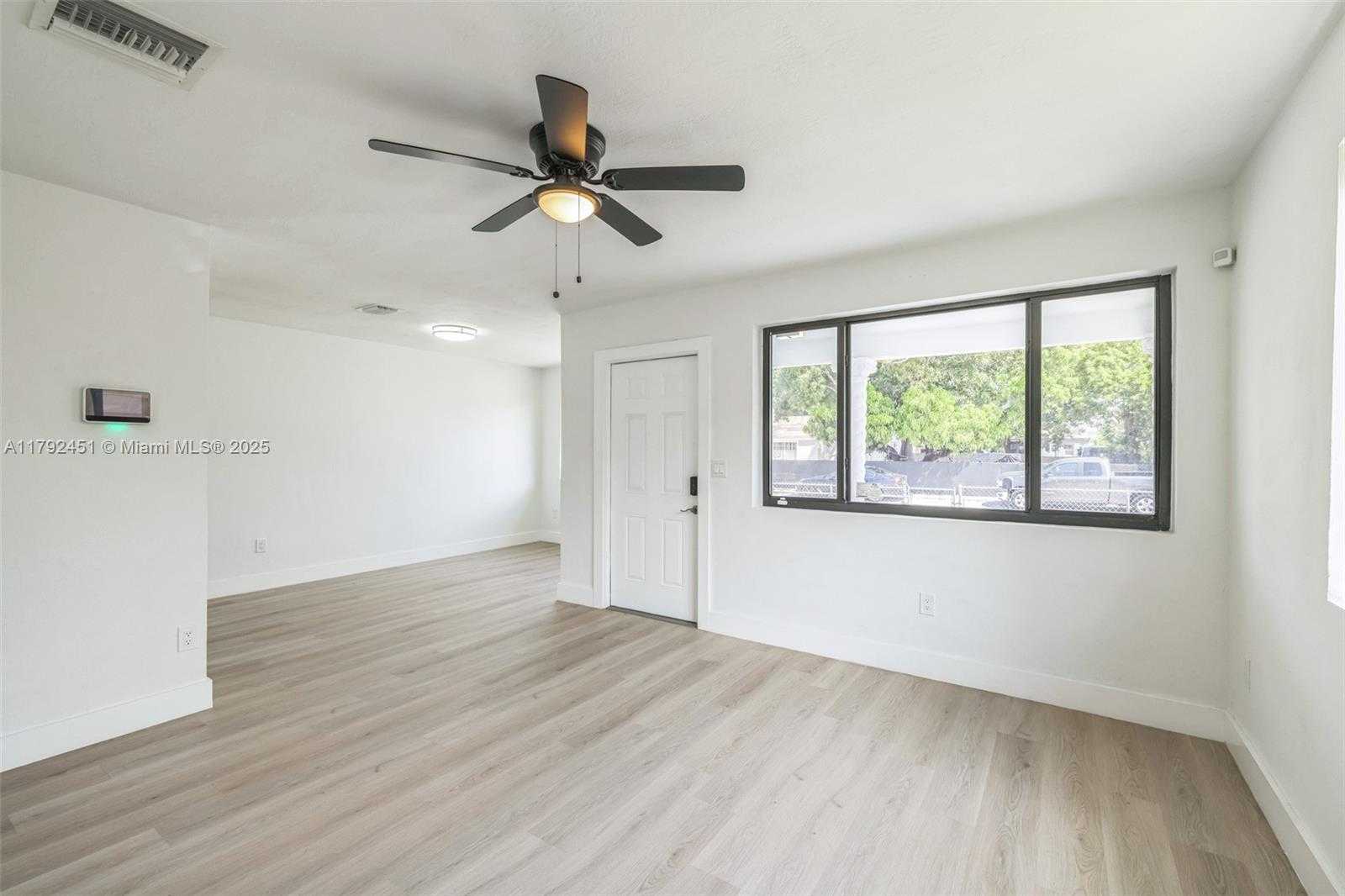 Small Image of 1384 NORTH WEST 55TH TER, Miami Number 27