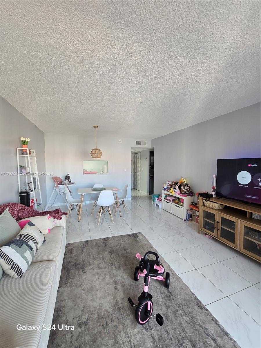 Small Image of 5201 NORTH WEST 7TH ST, Miami Number 14