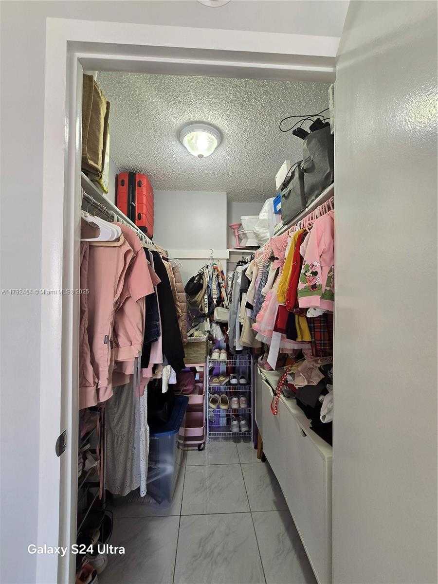 Small Image of 5201 NORTH WEST 7TH ST, Miami Number 16