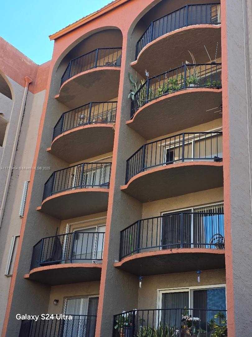 Small Image of 5201 NORTH WEST 7TH ST, Miami Number 3