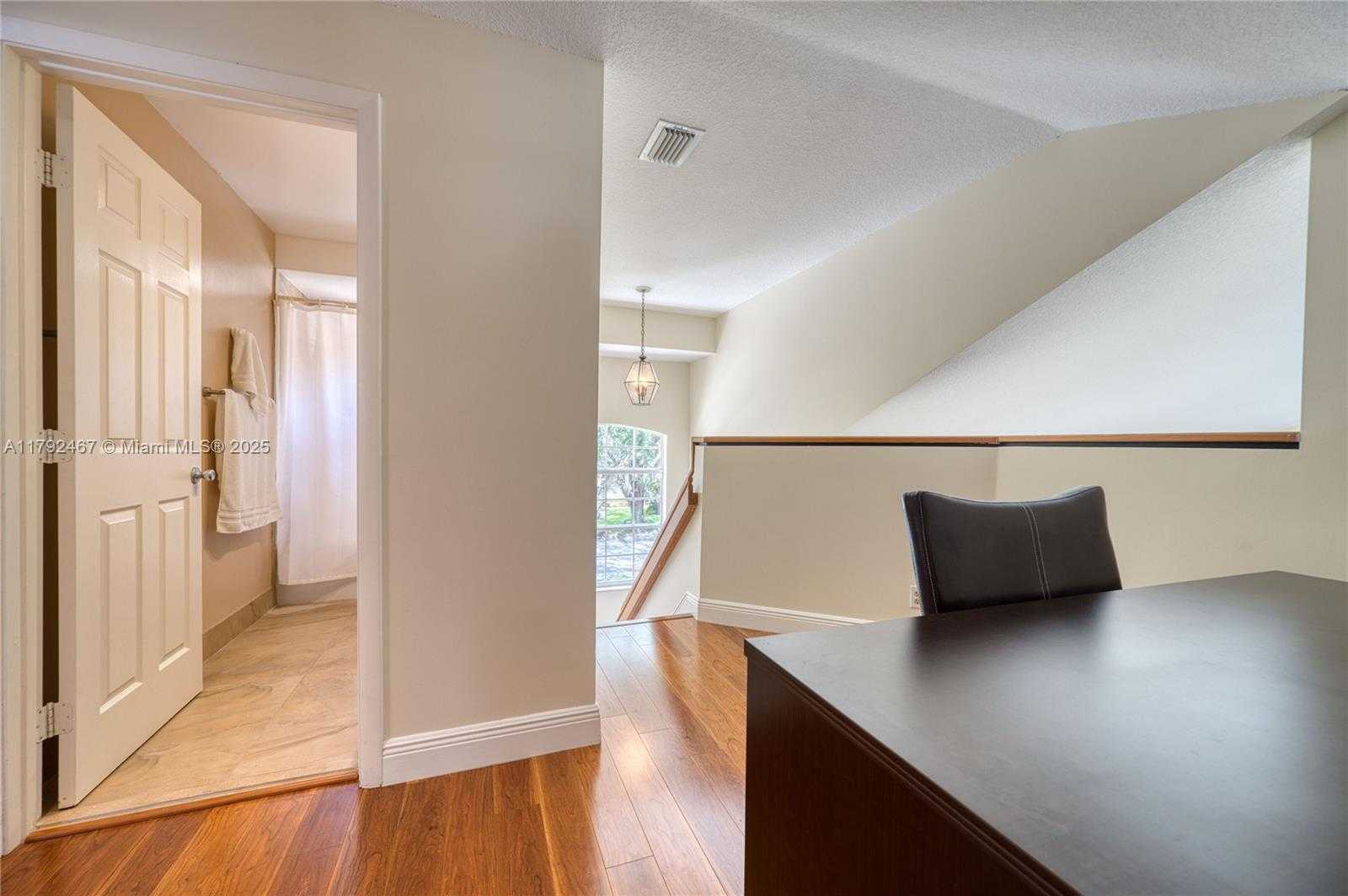 Small Image of 10240 PORT OF SPAIN ST, Cooper City Number 32