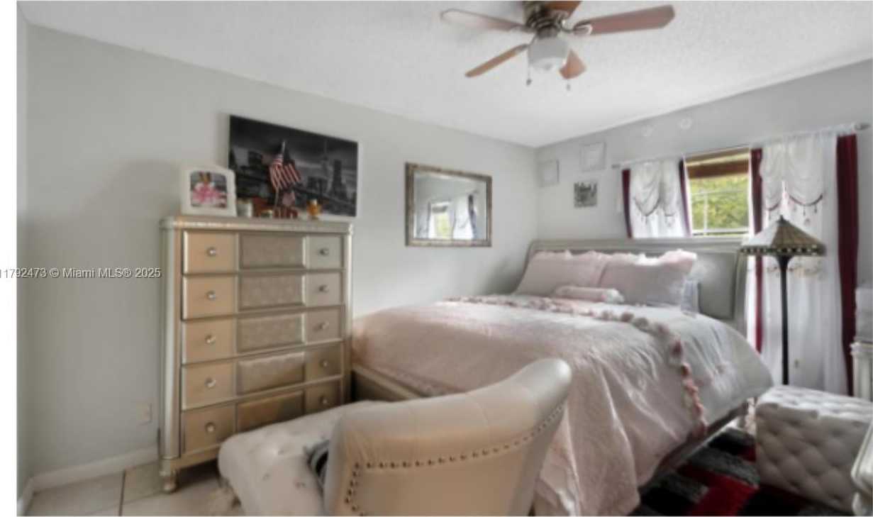 Small Image of 11233 WEST MODEL CIR W, Boca Raton Number 3