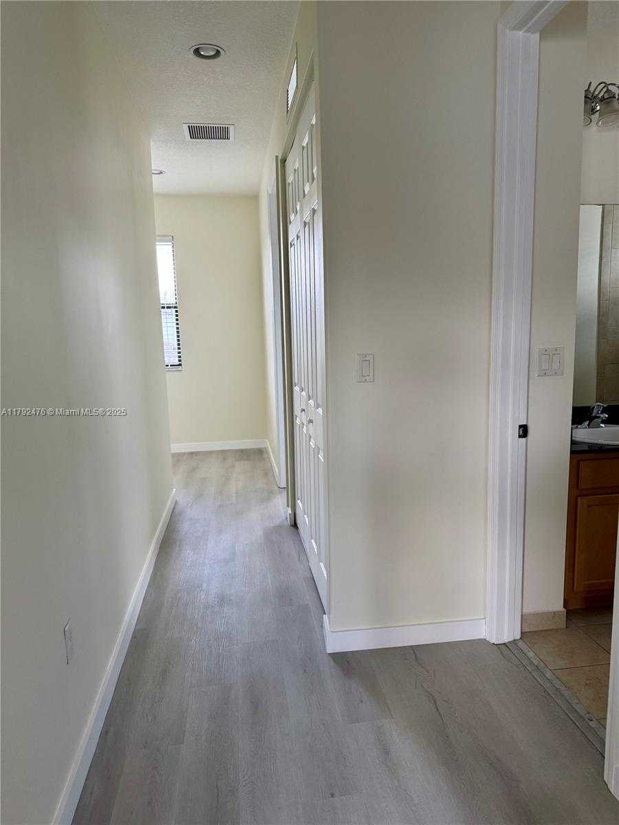 Small Image of 9371 SOUTH WEST 37TH CT, Miramar Number 13