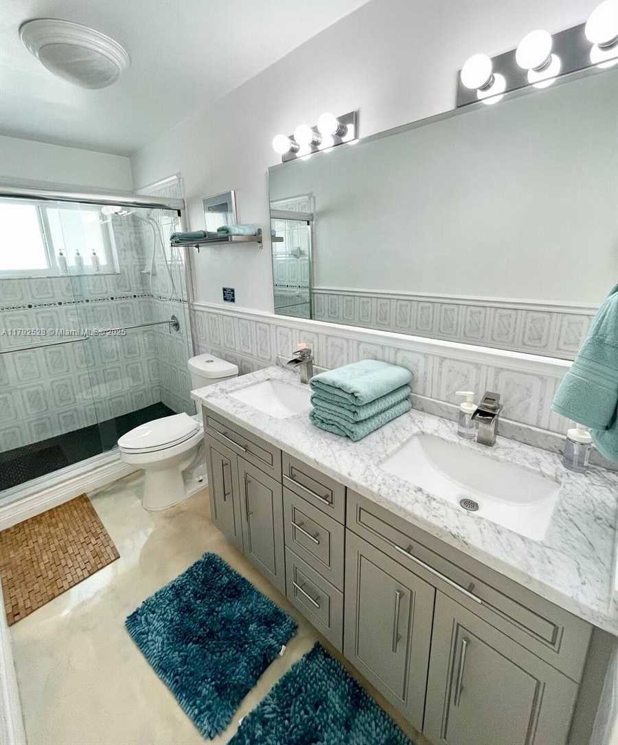 Small Image of 416 NORTH RAINBOW DR, Hollywood Number 11