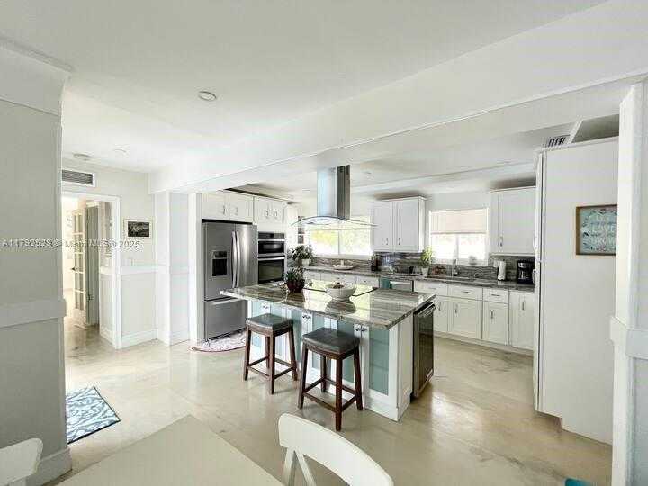 Small Image of 416 NORTH RAINBOW DR, Hollywood Number 14