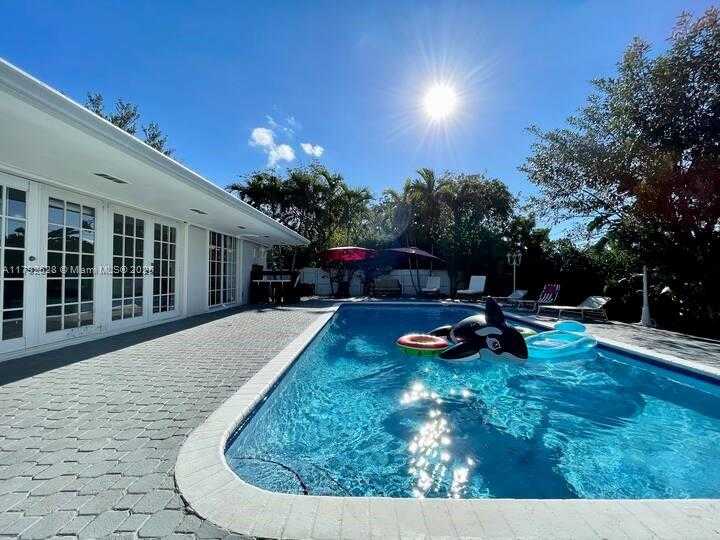 Small Image of 416 NORTH RAINBOW DR, Hollywood Number 17
