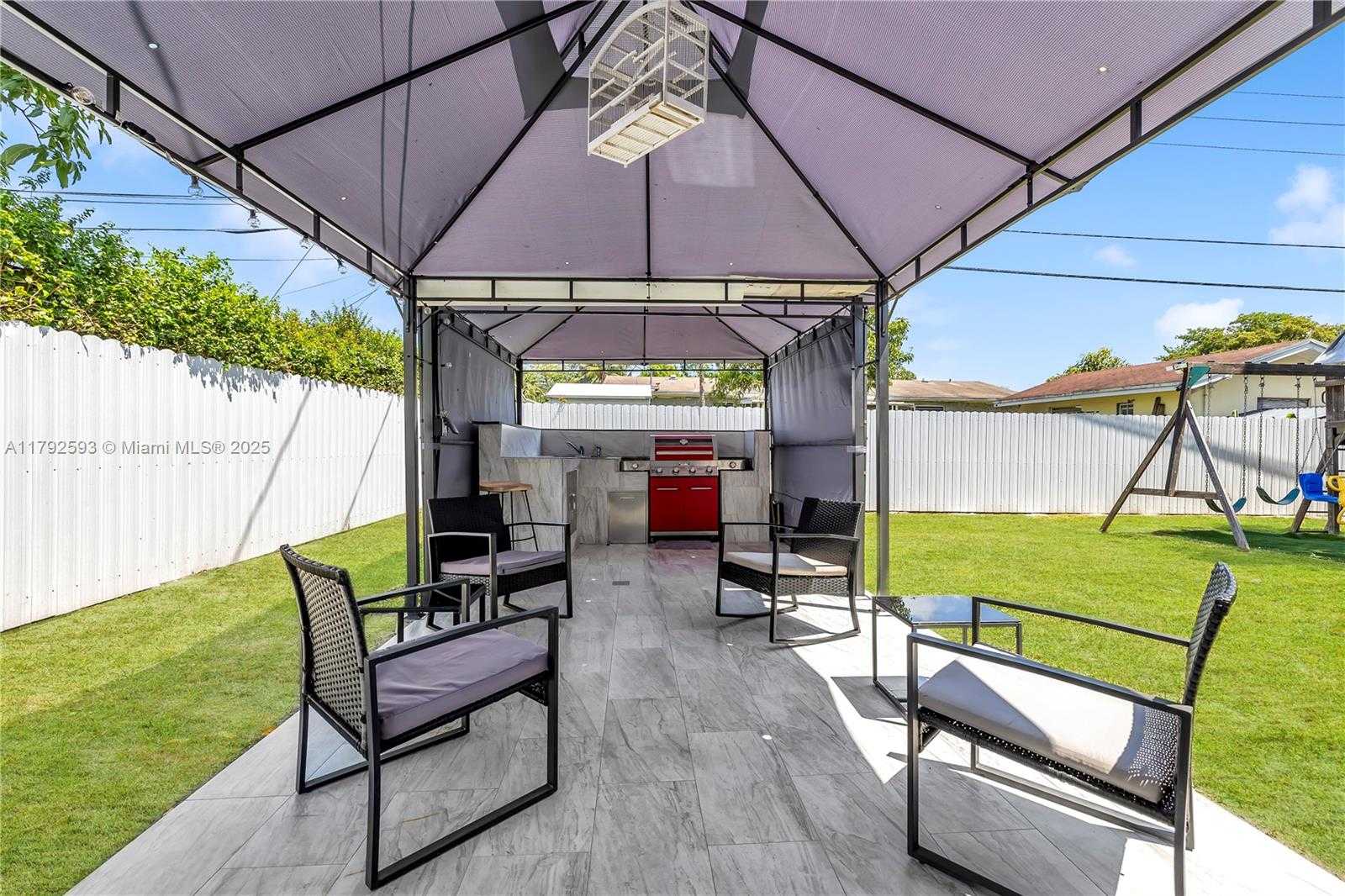 Small Image of 1361 NORTH WEST 98TH TER, Miami Number 21