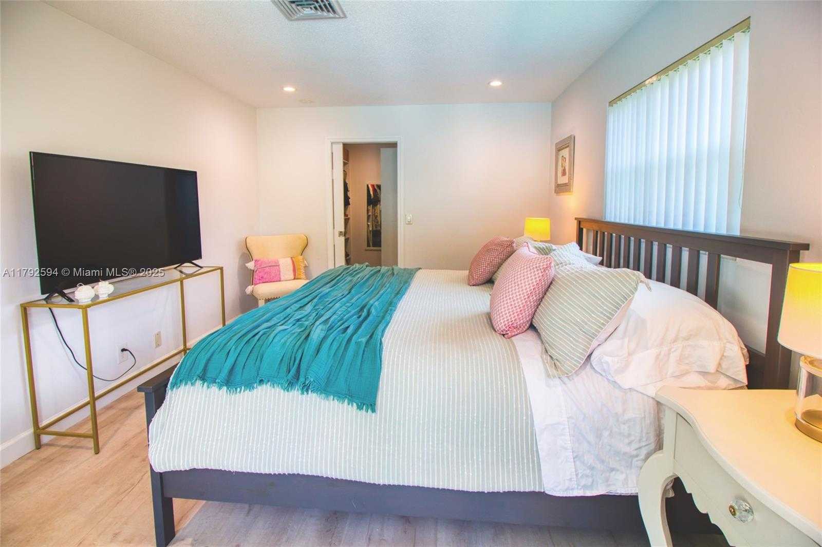 Small Image of 107 WINGED FOOT LN, Boca Raton Number 29