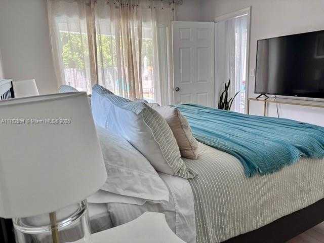 Small Image of 107 WINGED FOOT LN, Boca Raton Number 9