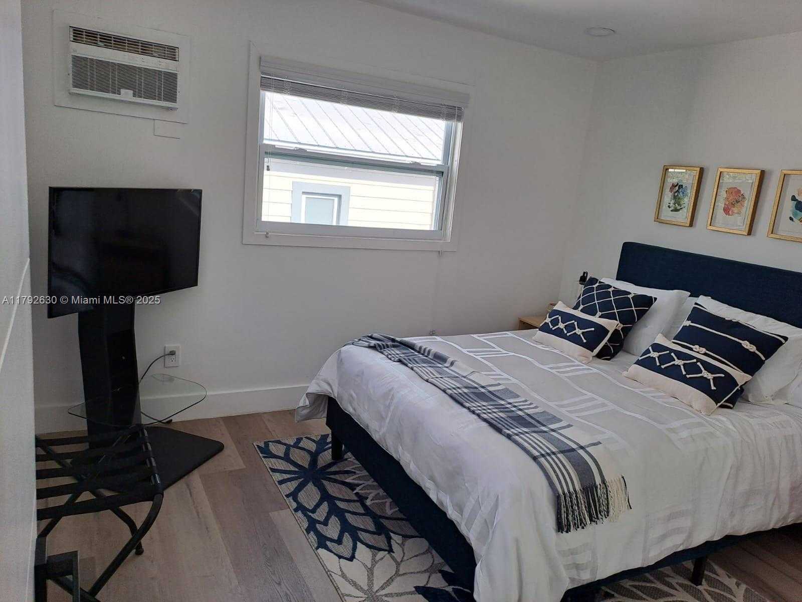 Small Image of 154 SEBRING DR, Tavernier Number 19