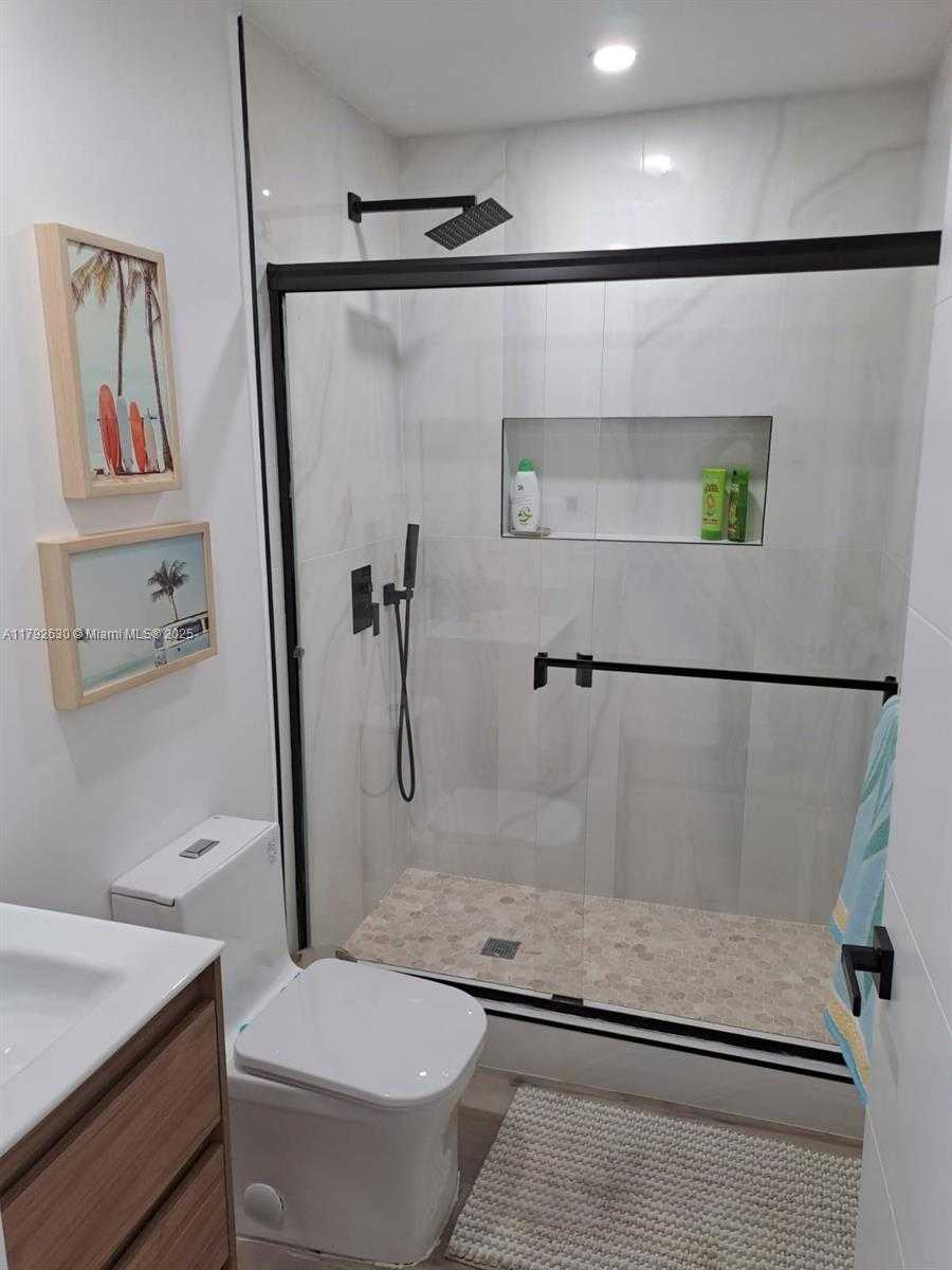 Small Image of 154 SEBRING DR, Tavernier Number 21