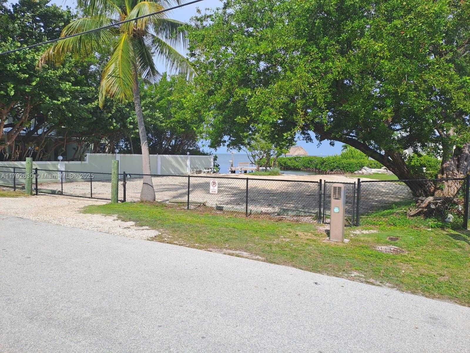Small Image of 154 SEBRING DR, Tavernier Number 25