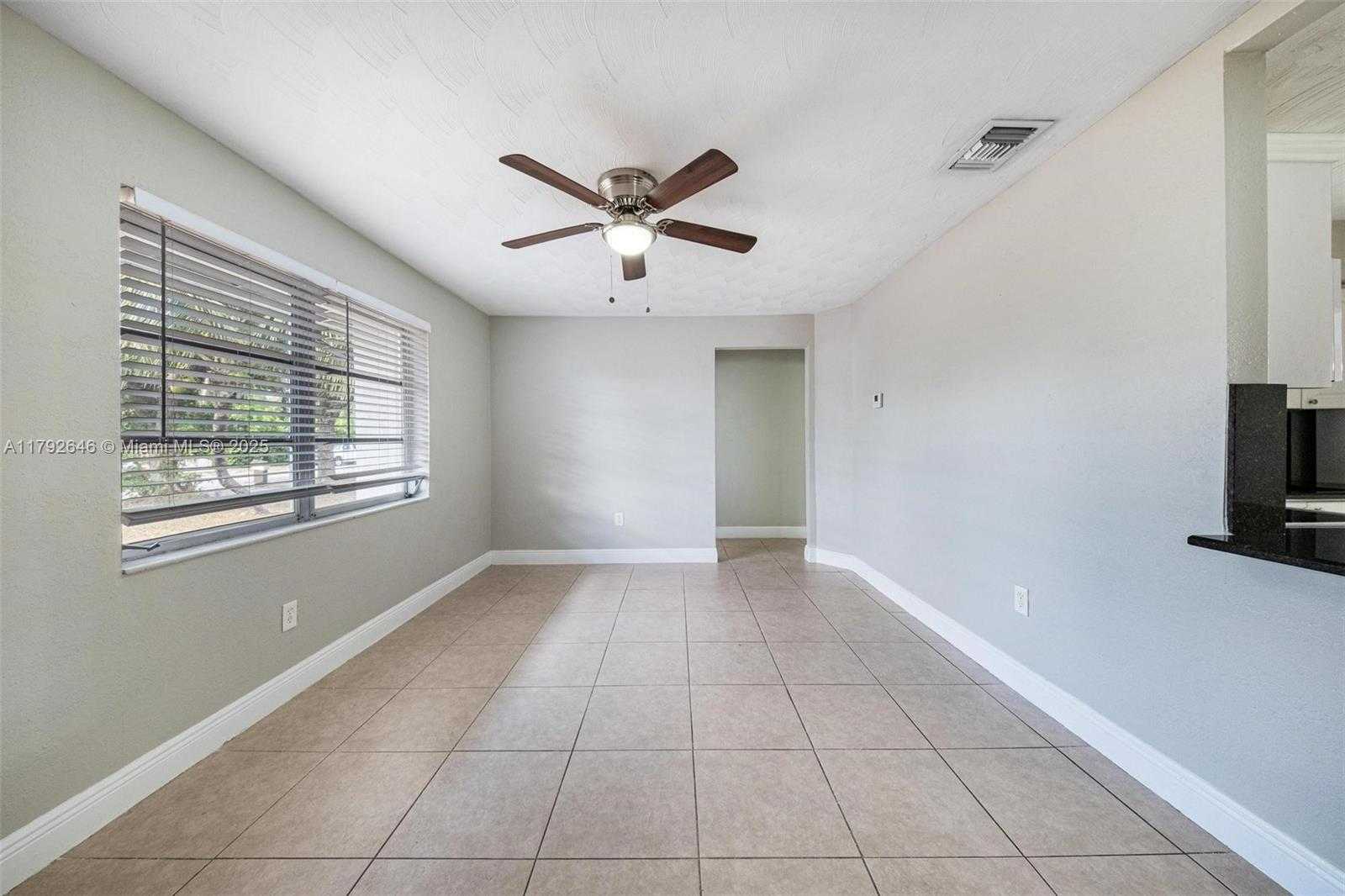 Small Image of 6808 SOUTH WEST 22ND CT, Miramar Number 21