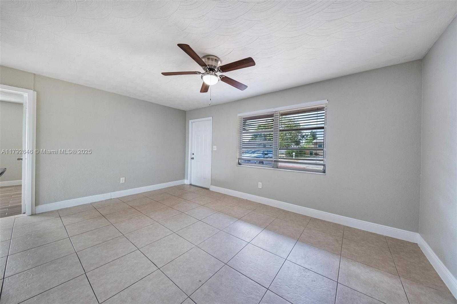 Small Image of 6808 SOUTH WEST 22ND CT, Miramar Number 23
