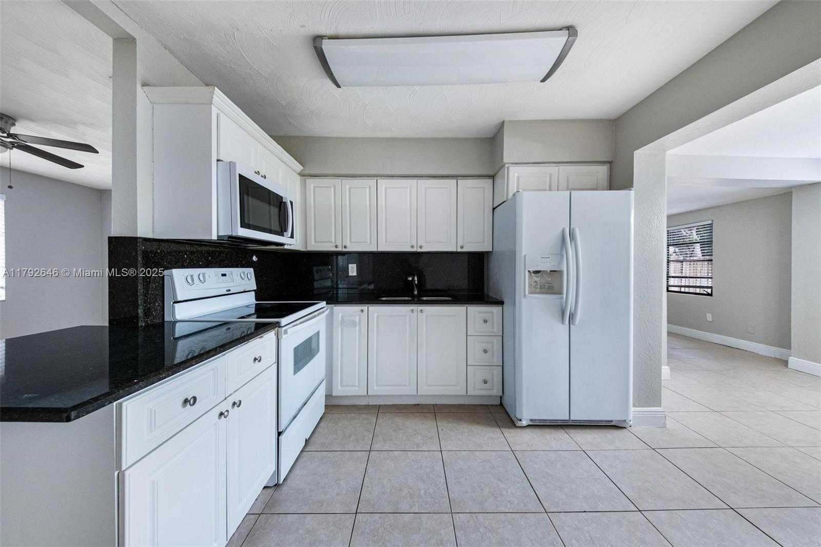 Small Image of 6808 SOUTH WEST 22ND CT, Miramar Number 31