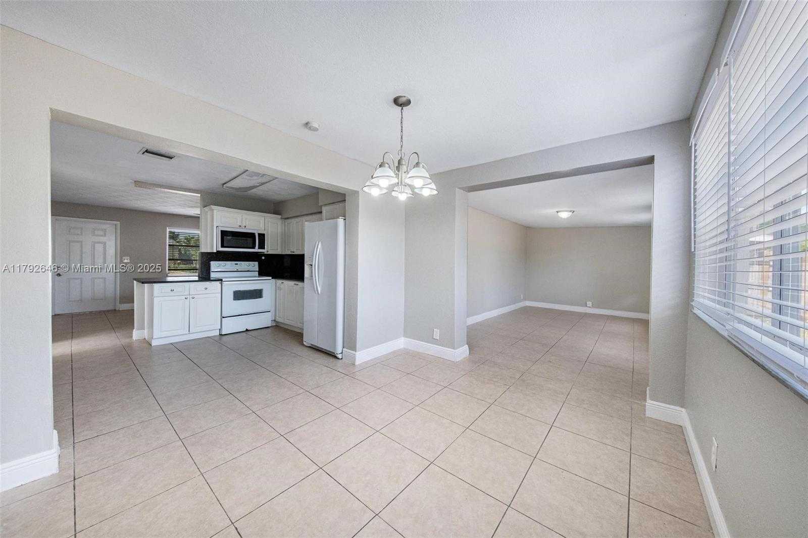 Small Image of 6808 SOUTH WEST 22ND CT, Miramar Number 35