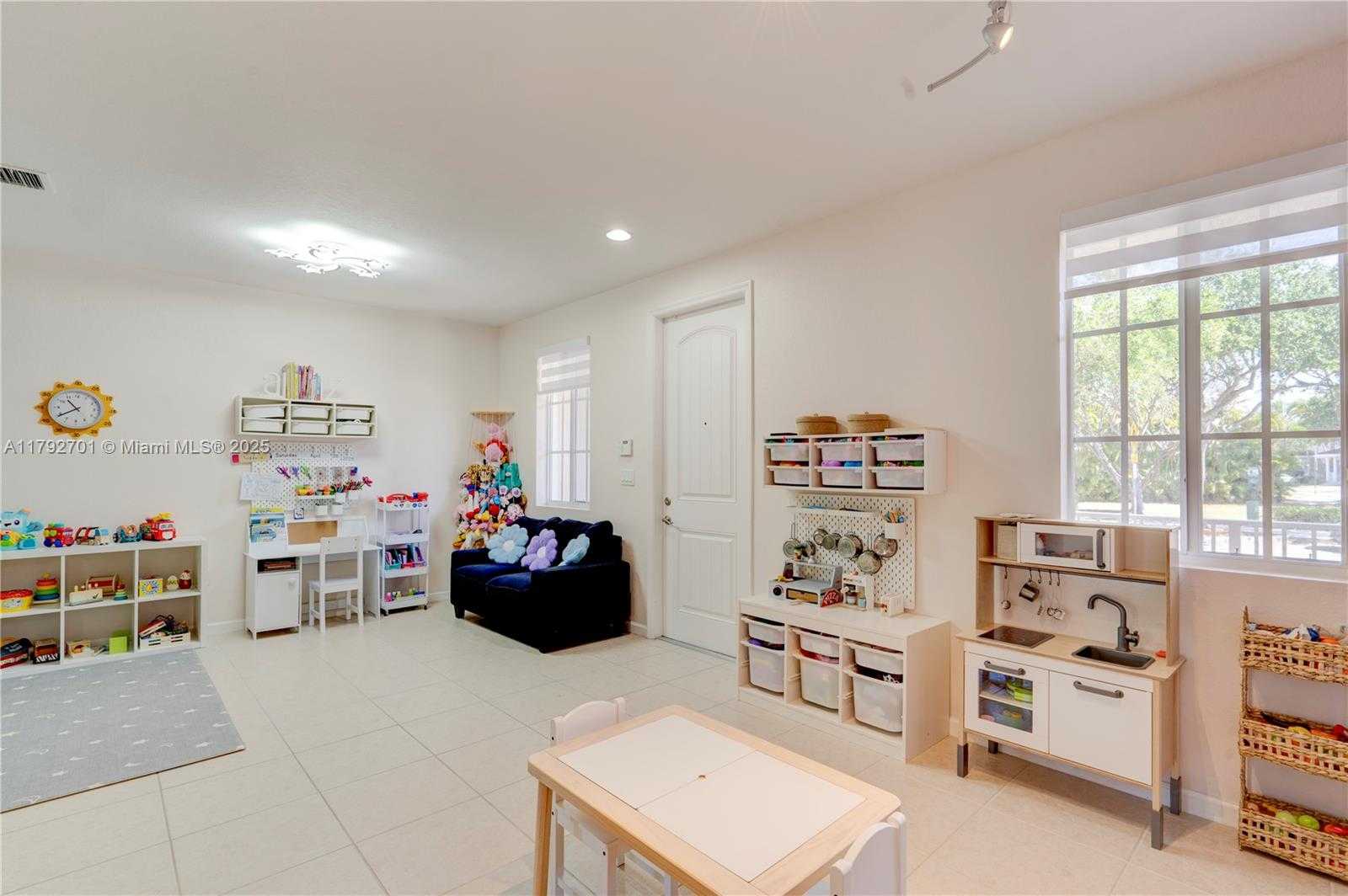 Small Image of 14230 SOUTH WEST 275TH ST, Homestead Number 18