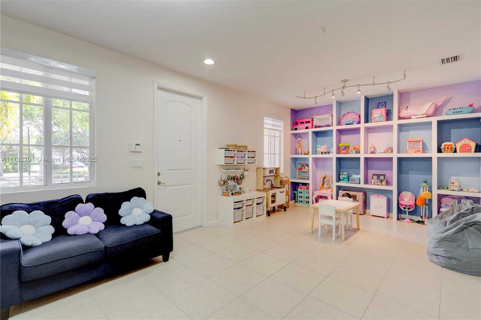 Small Image of 14230 SOUTH WEST 275TH ST, Homestead Number 19