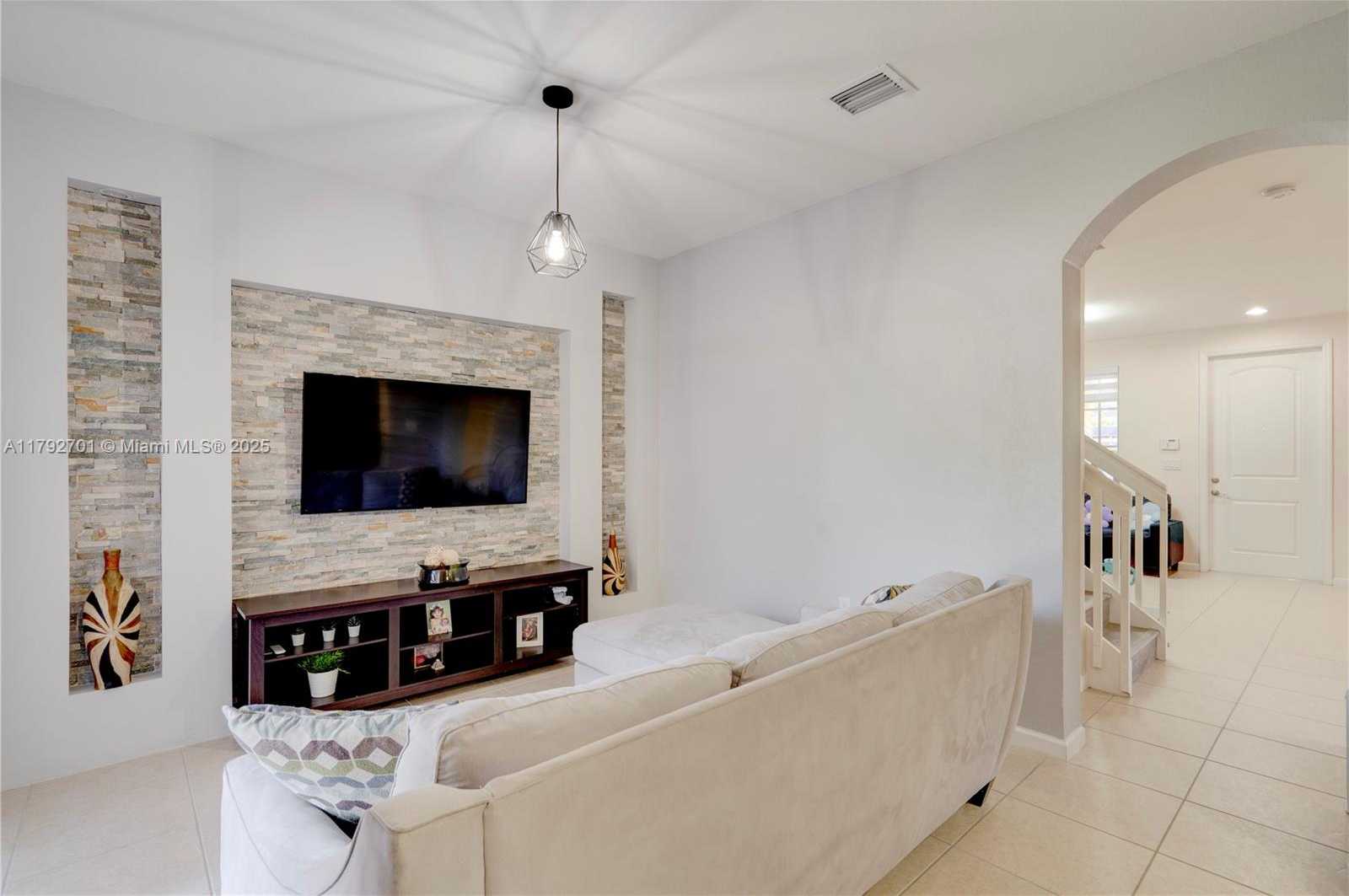 Small Image of 14230 SOUTH WEST 275TH ST, Homestead Number 22