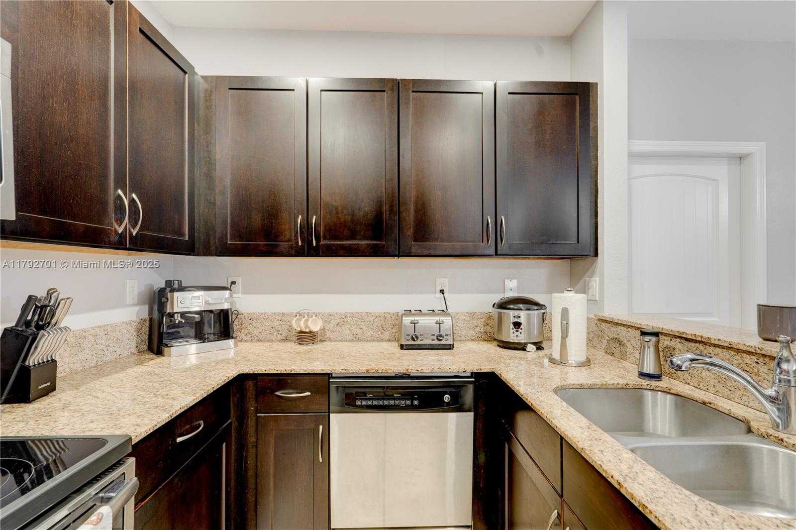Small Image of 14230 SOUTH WEST 275TH ST, Homestead Number 27