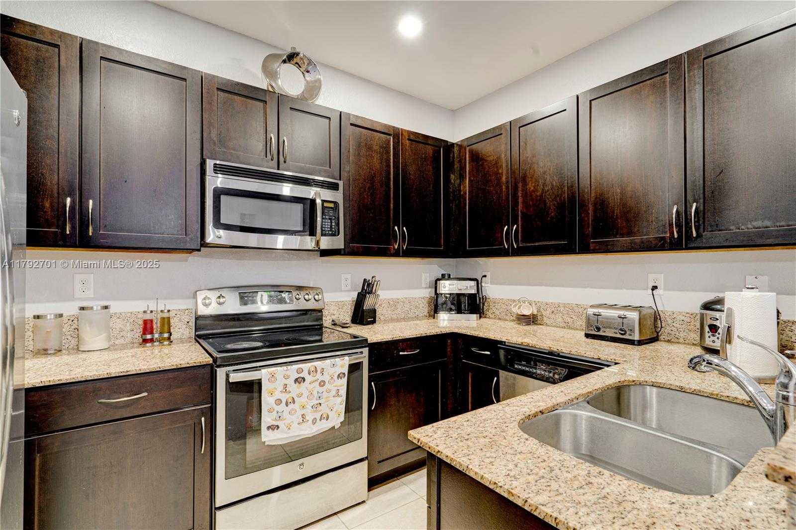 Small Image of 14230 SOUTH WEST 275TH ST, Homestead Number 28