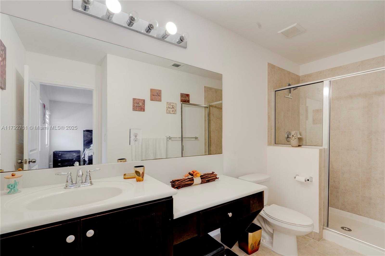 Small Image of 14230 SOUTH WEST 275TH ST, Homestead Number 33