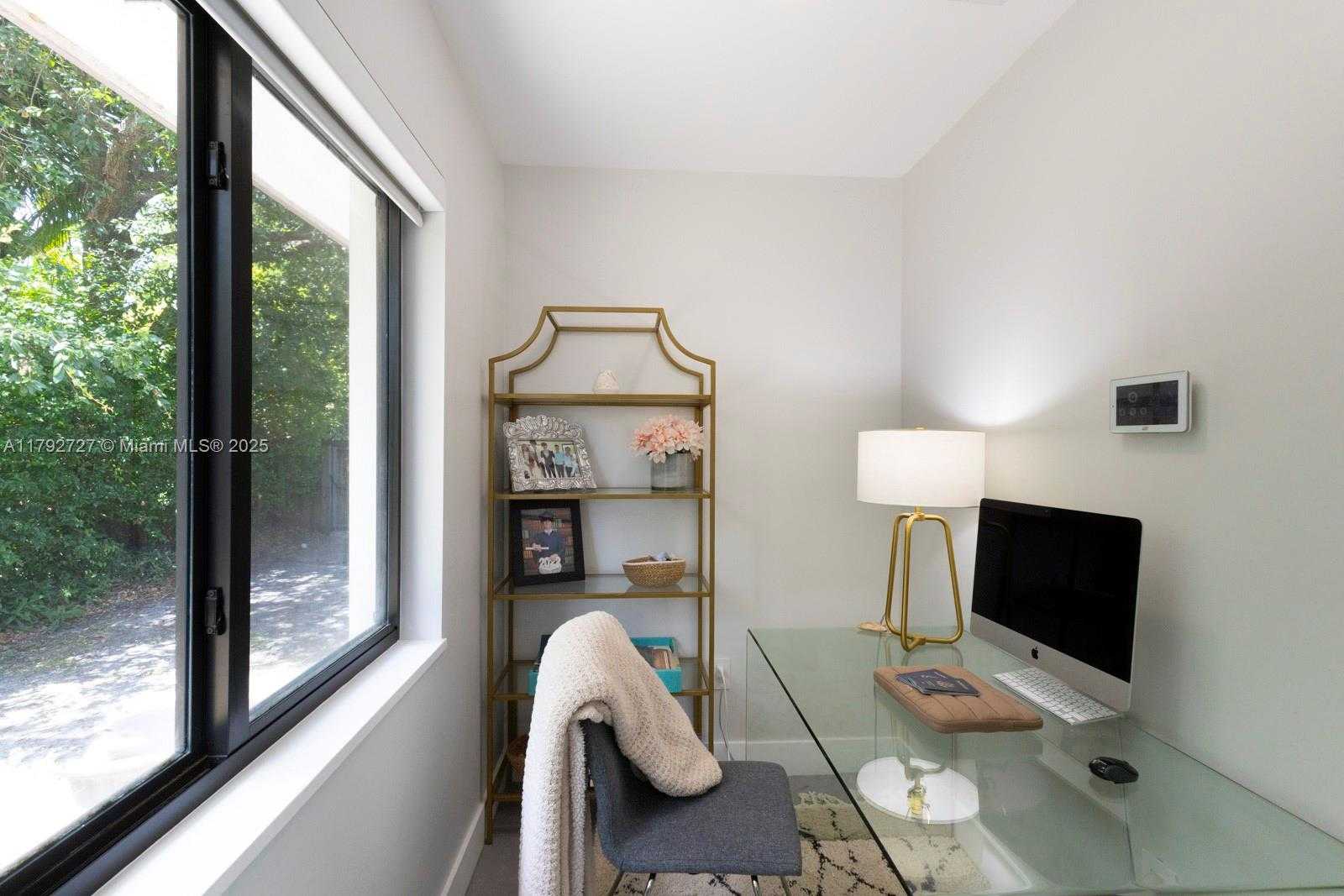 Small Image of 14405 SOUTH WEST 84TH CT, Palmetto Bay Number 30
