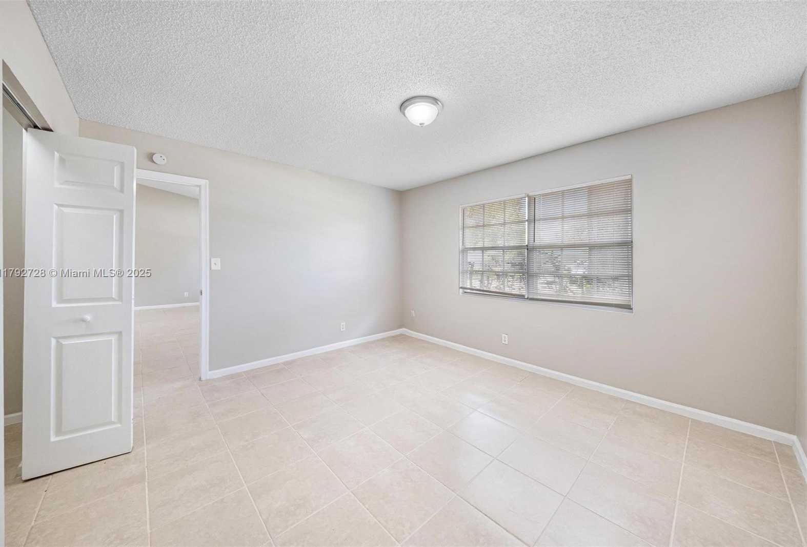 Small Image of 1251 SOUTH WEST 73RD AVE, North Lauderdale Number 11