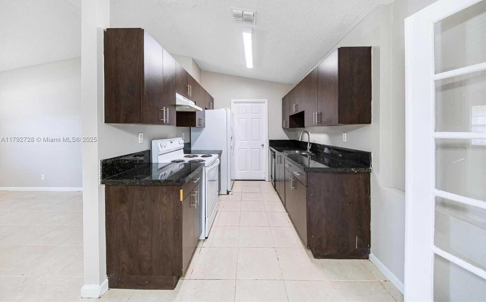 Small Image of 1251 SOUTH WEST 73RD AVE, North Lauderdale Number 15