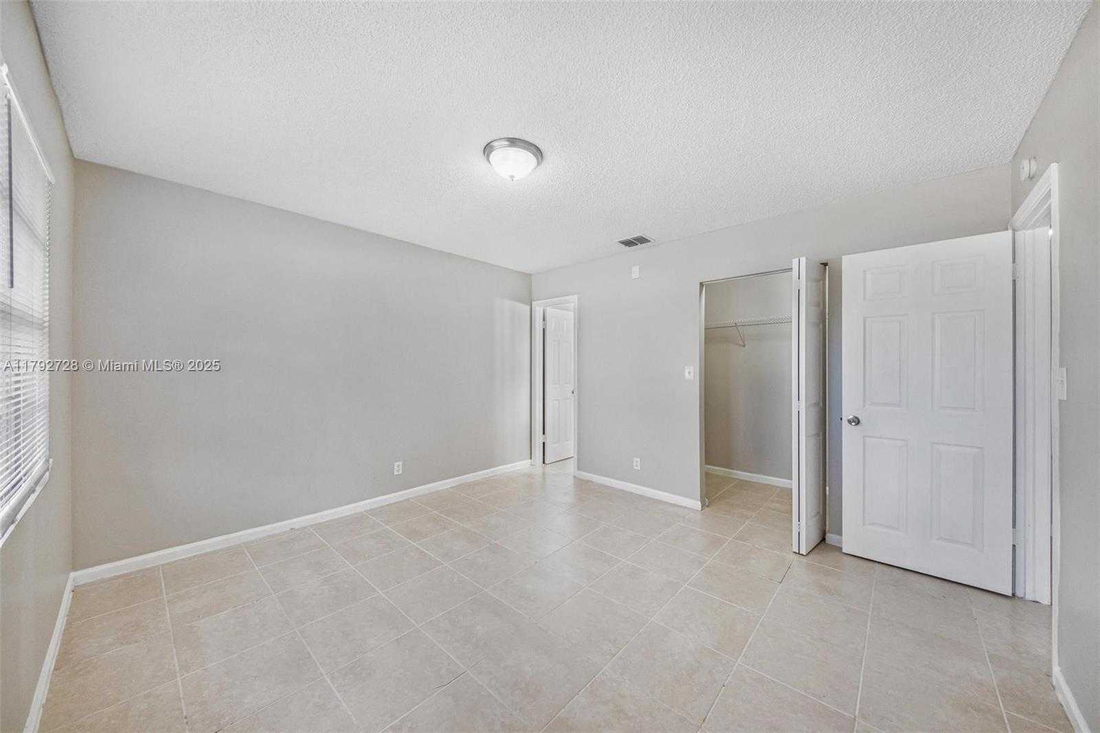 Small Image of 1251 SOUTH WEST 73RD AVE, North Lauderdale Number 9