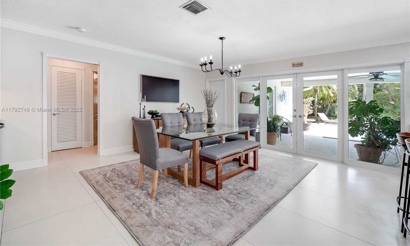 Small Image of 6860 SOUTH WEST 128TH ST, Pinecrest Number 11