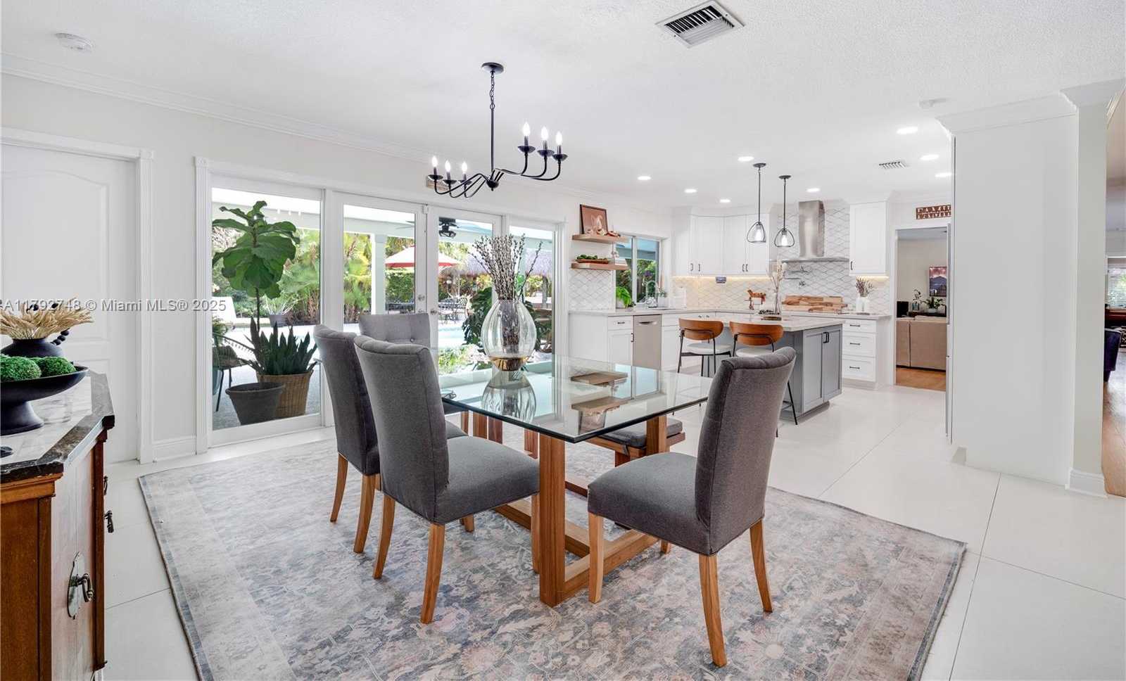 Small Image of 6860 SOUTH WEST 128TH ST, Pinecrest Number 12