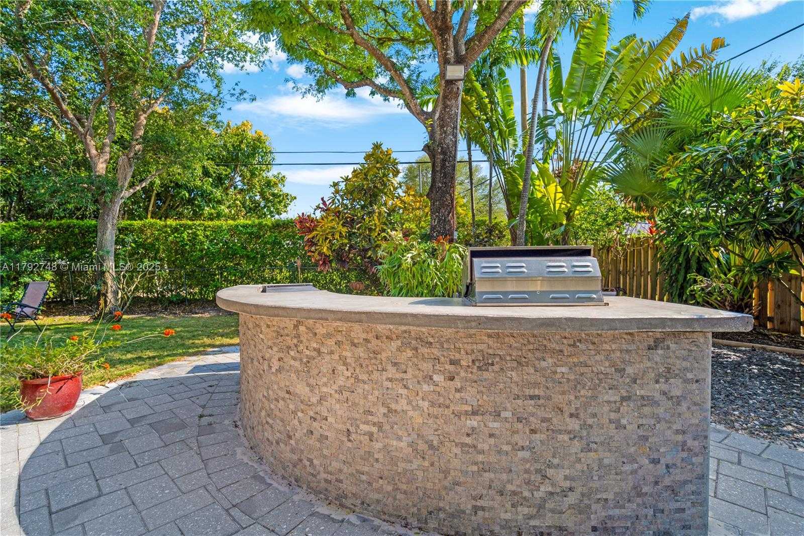 Small Image of 6860 SOUTH WEST 128TH ST, Pinecrest Number 34