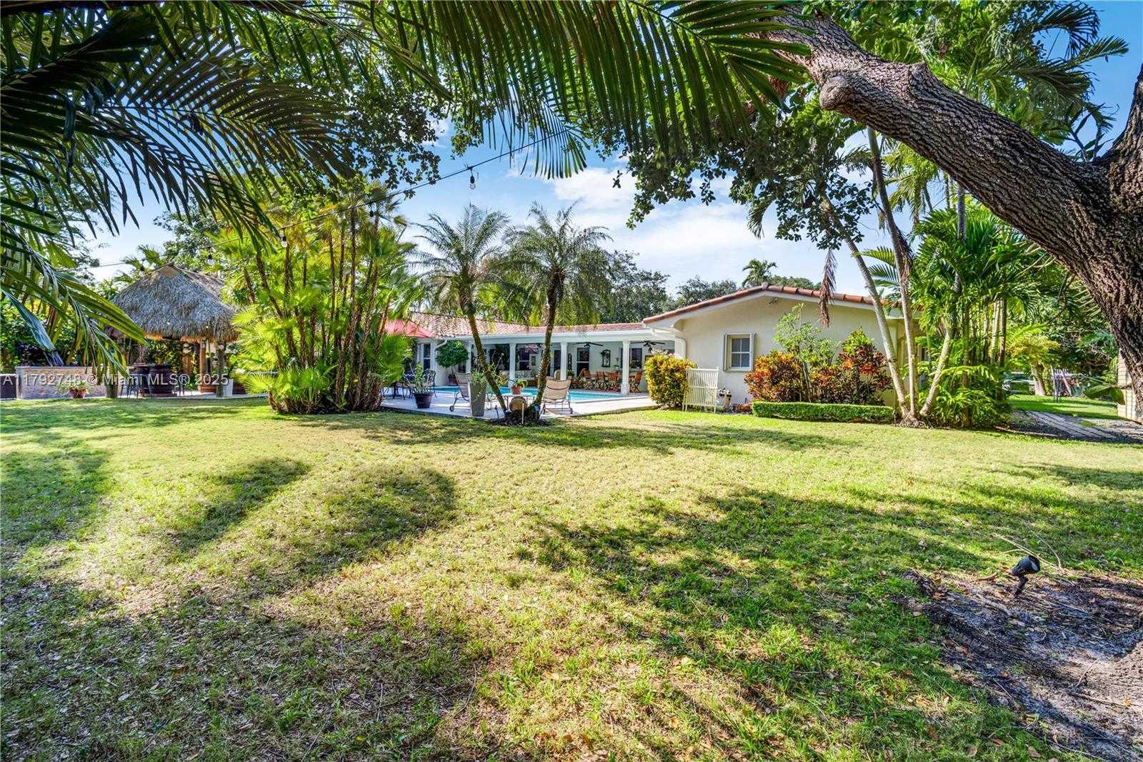 Small Image of 6860 SOUTH WEST 128TH ST, Pinecrest Number 38