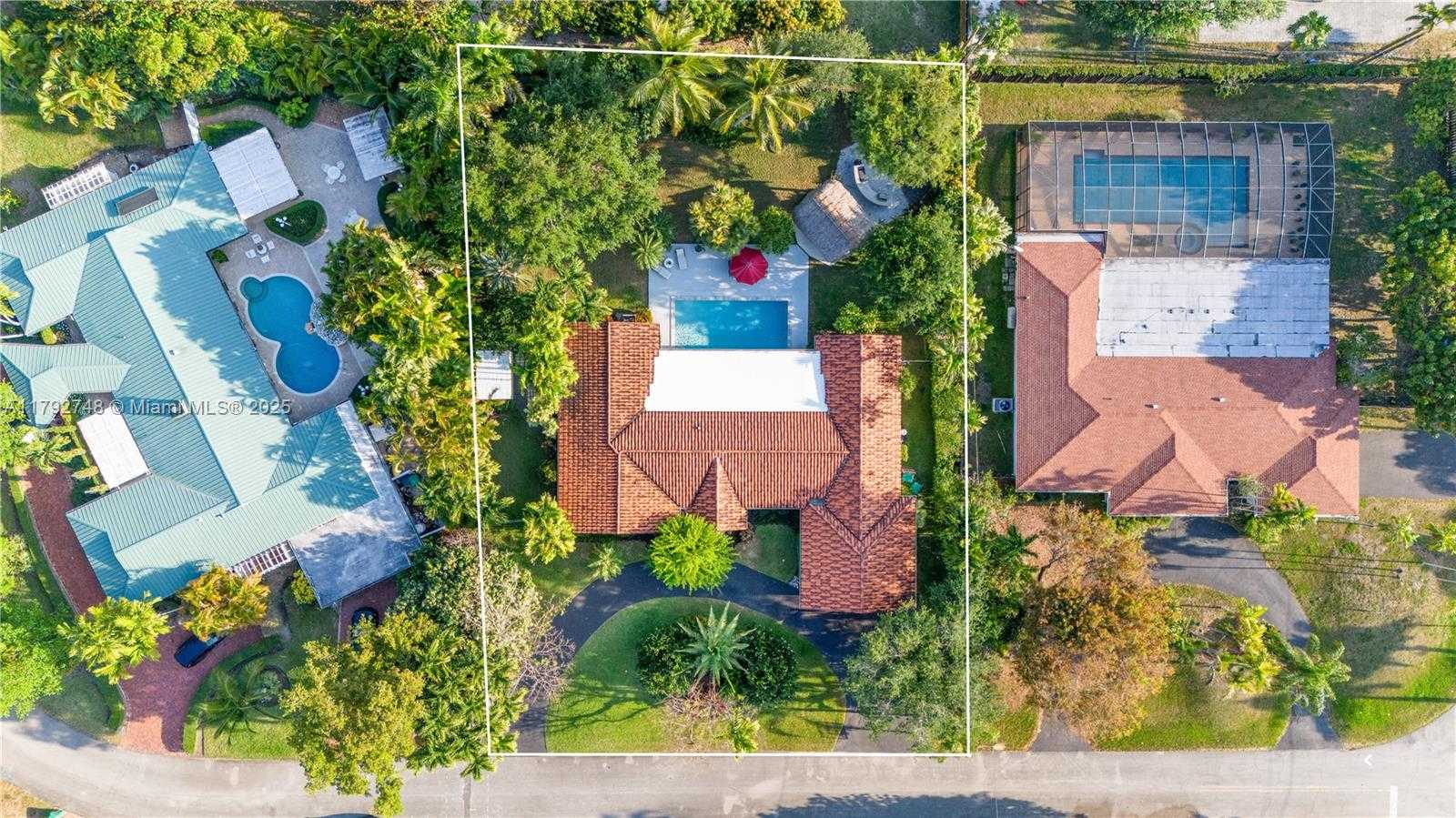 Small Image of 6860 SOUTH WEST 128TH ST, Pinecrest Number 40