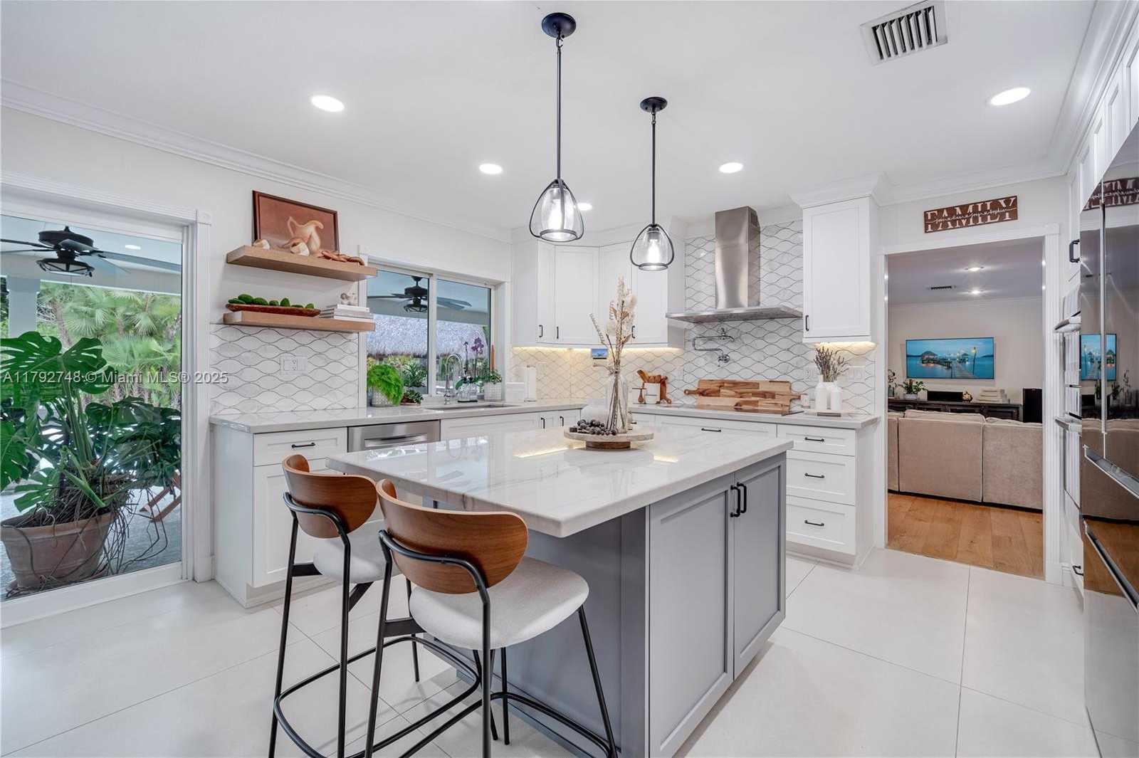 Small Image of 6860 SOUTH WEST 128TH ST, Pinecrest Number 9