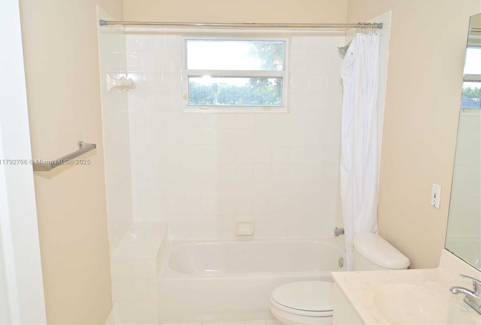 Small Image of 6777 NORTH WEST 44TH CT, Coral Springs Number 42