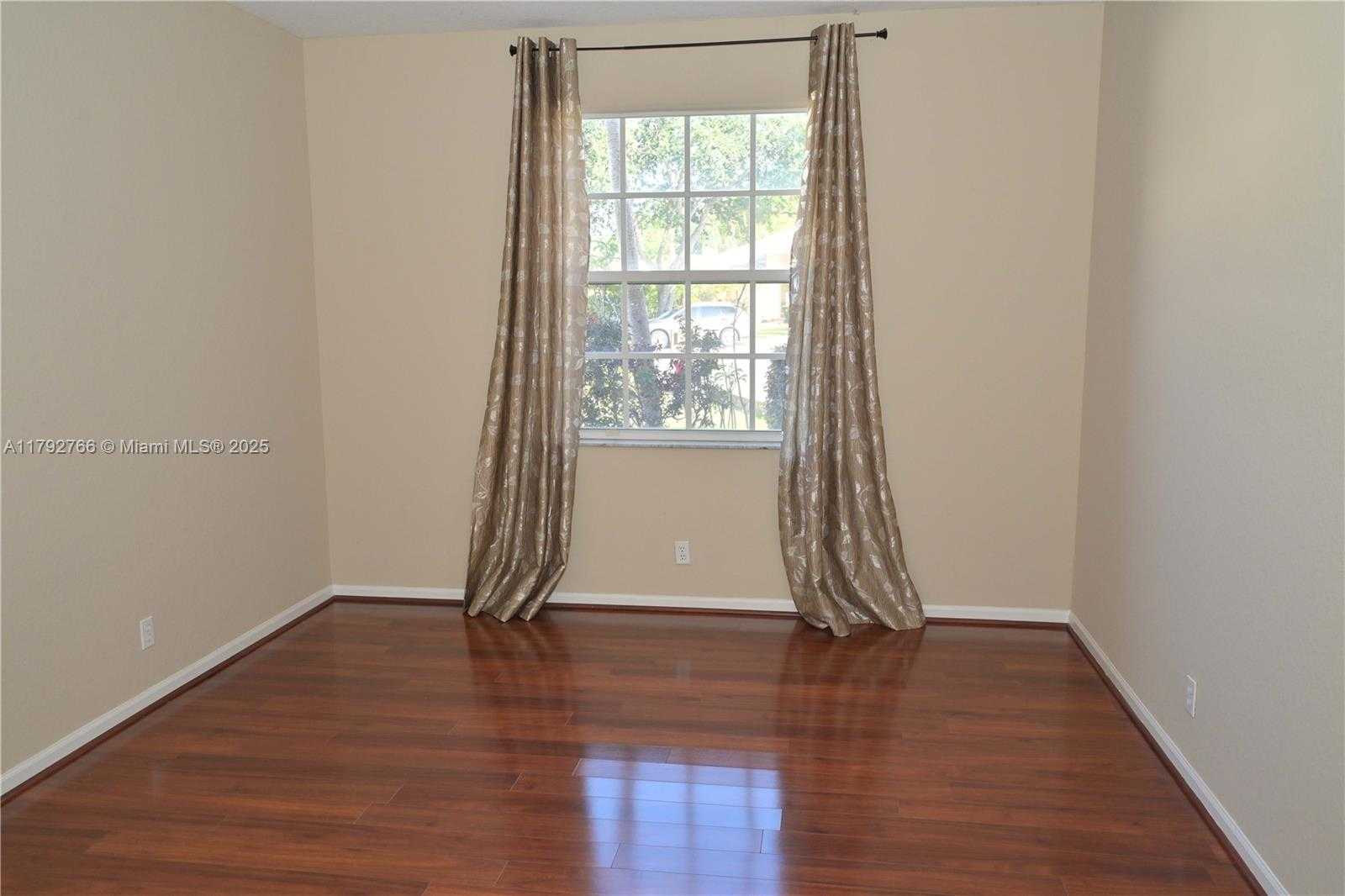 Small Image of 6777 NORTH WEST 44TH CT, Coral Springs Number 9