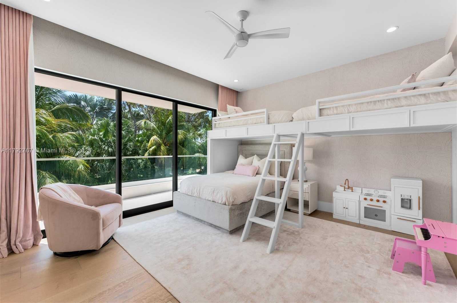 Small Image of 13180 OLD CUTLER RD, Pinecrest Number 36