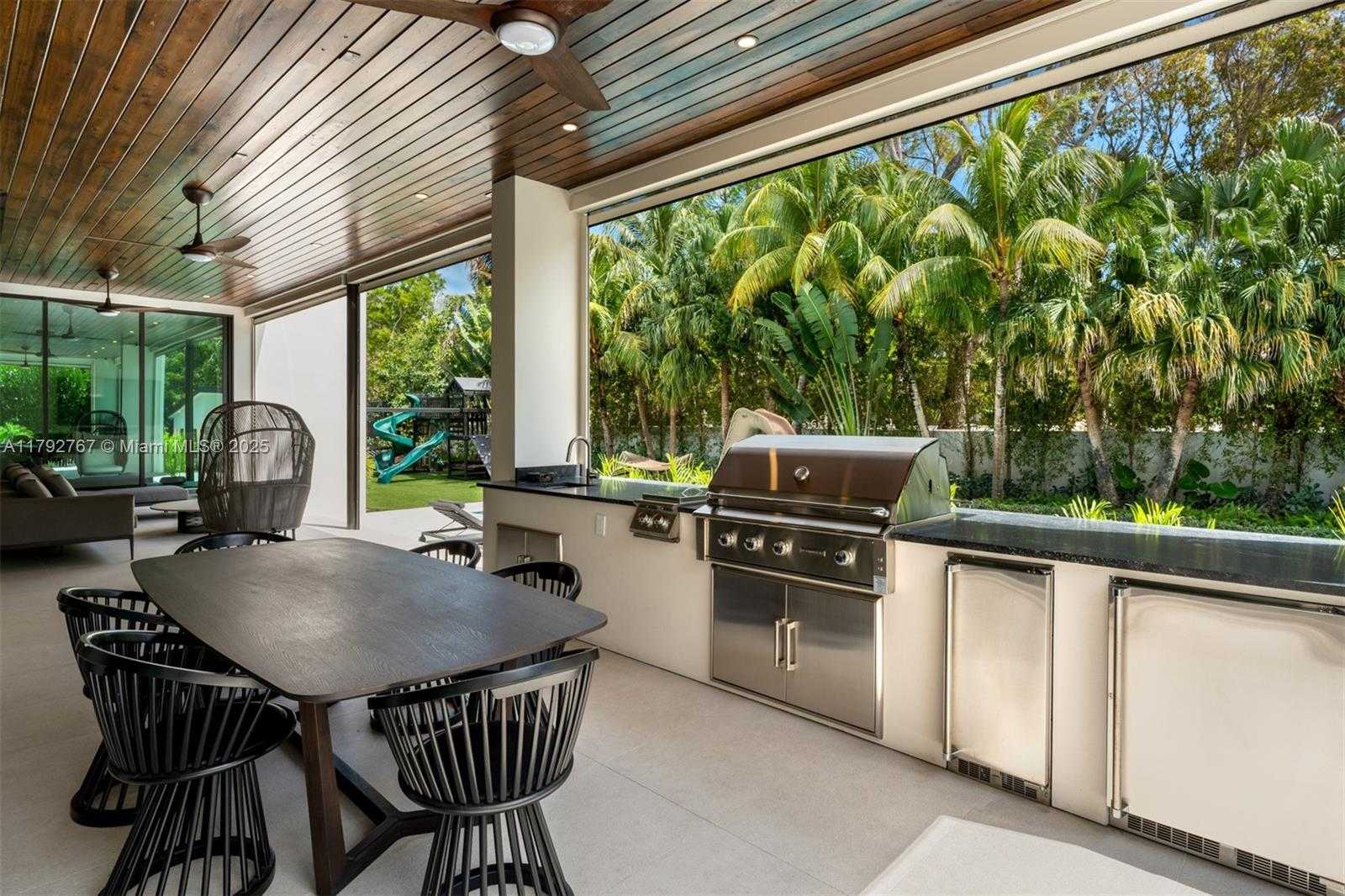 Small Image of 13180 OLD CUTLER RD, Pinecrest Number 40