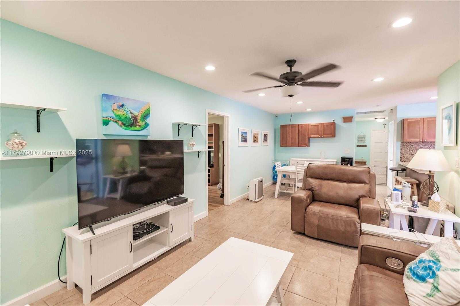 Small Image of 11560 NORTH WEST 26TH ST, Plantation Number 15