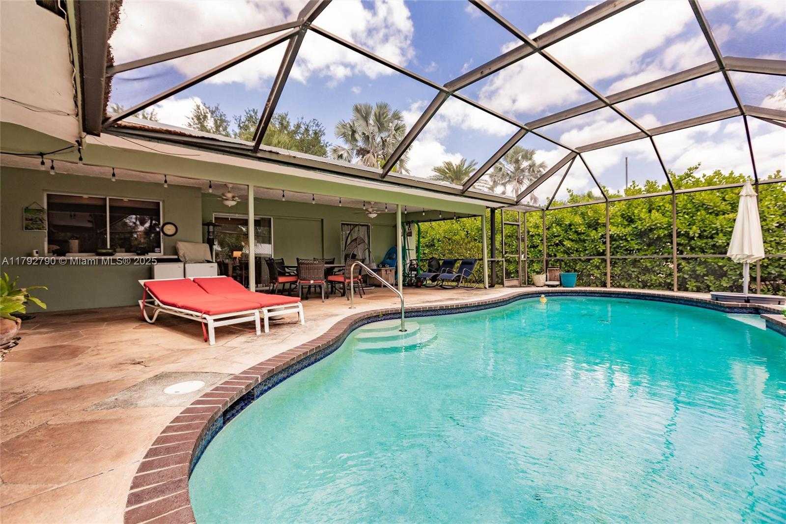 Small Image of 11560 NORTH WEST 26TH ST, Plantation Number 18
